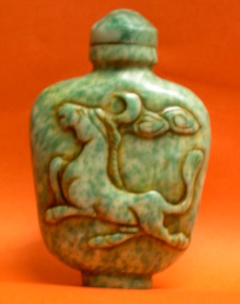 Tabati�re en jade vert naturel